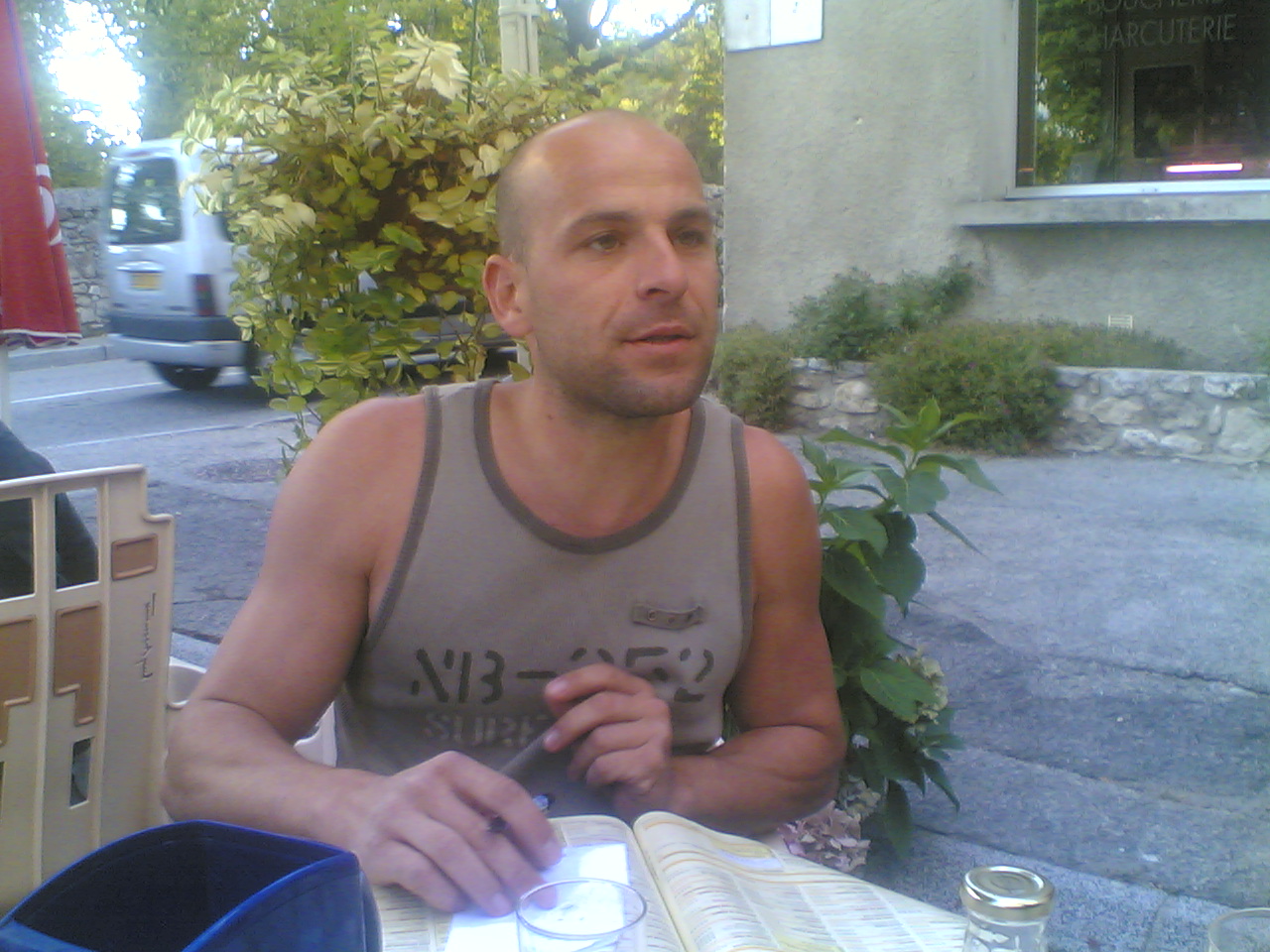FLORENT C.