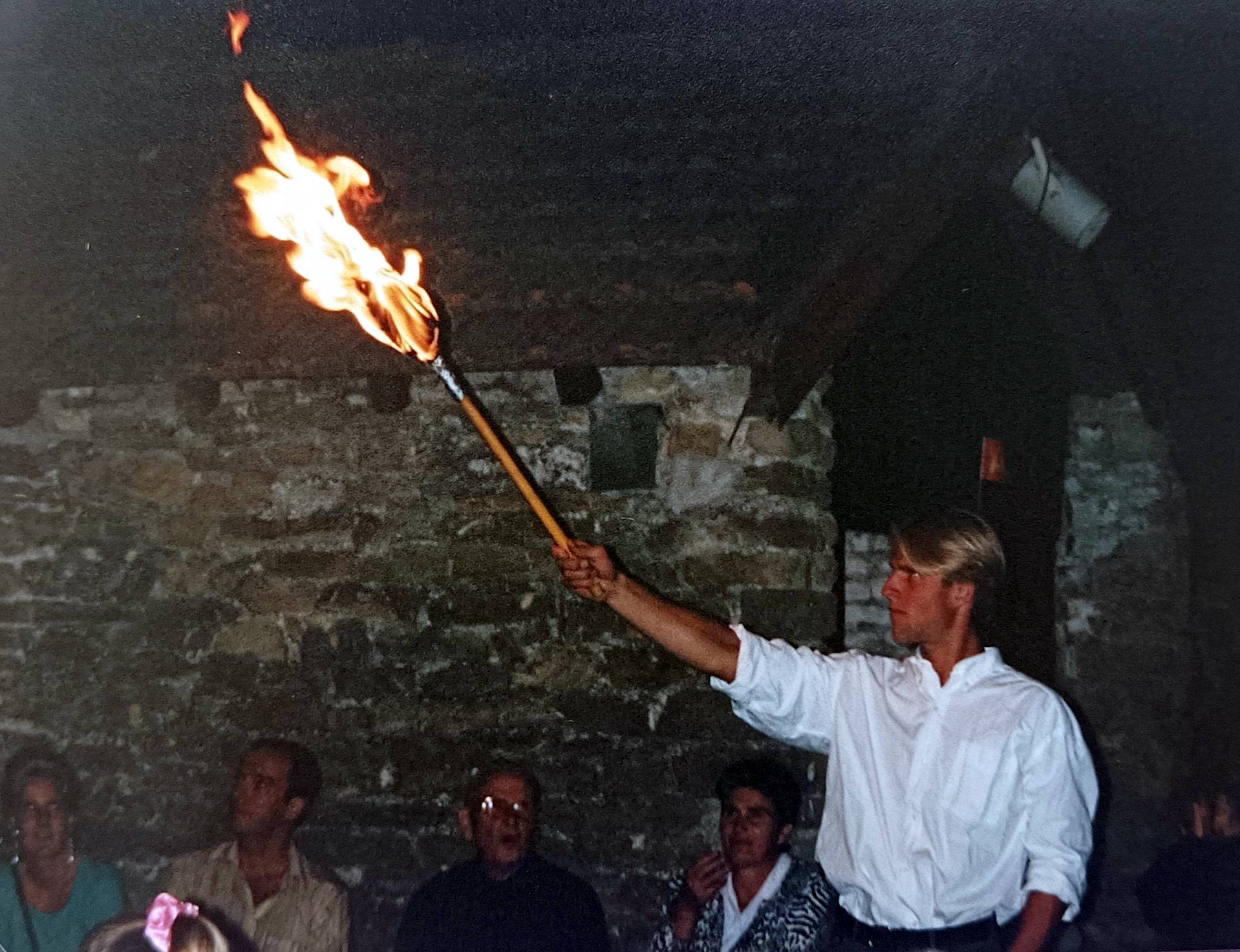 ARNAUD ET LA FLAMME JO OLYMPIQUES