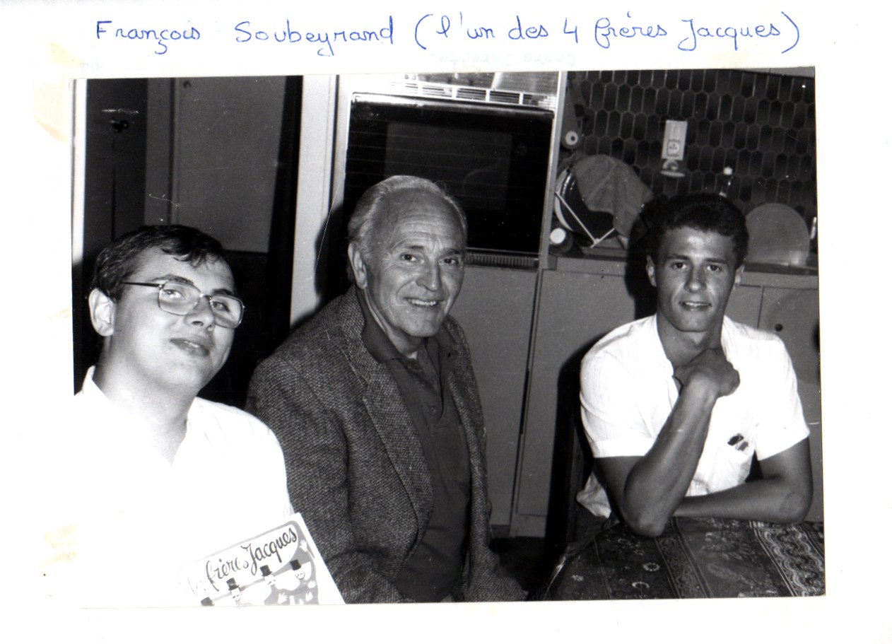 UN DES FRERES JACQUES