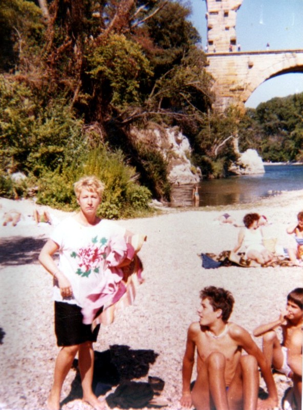 MARIE CLAUDE